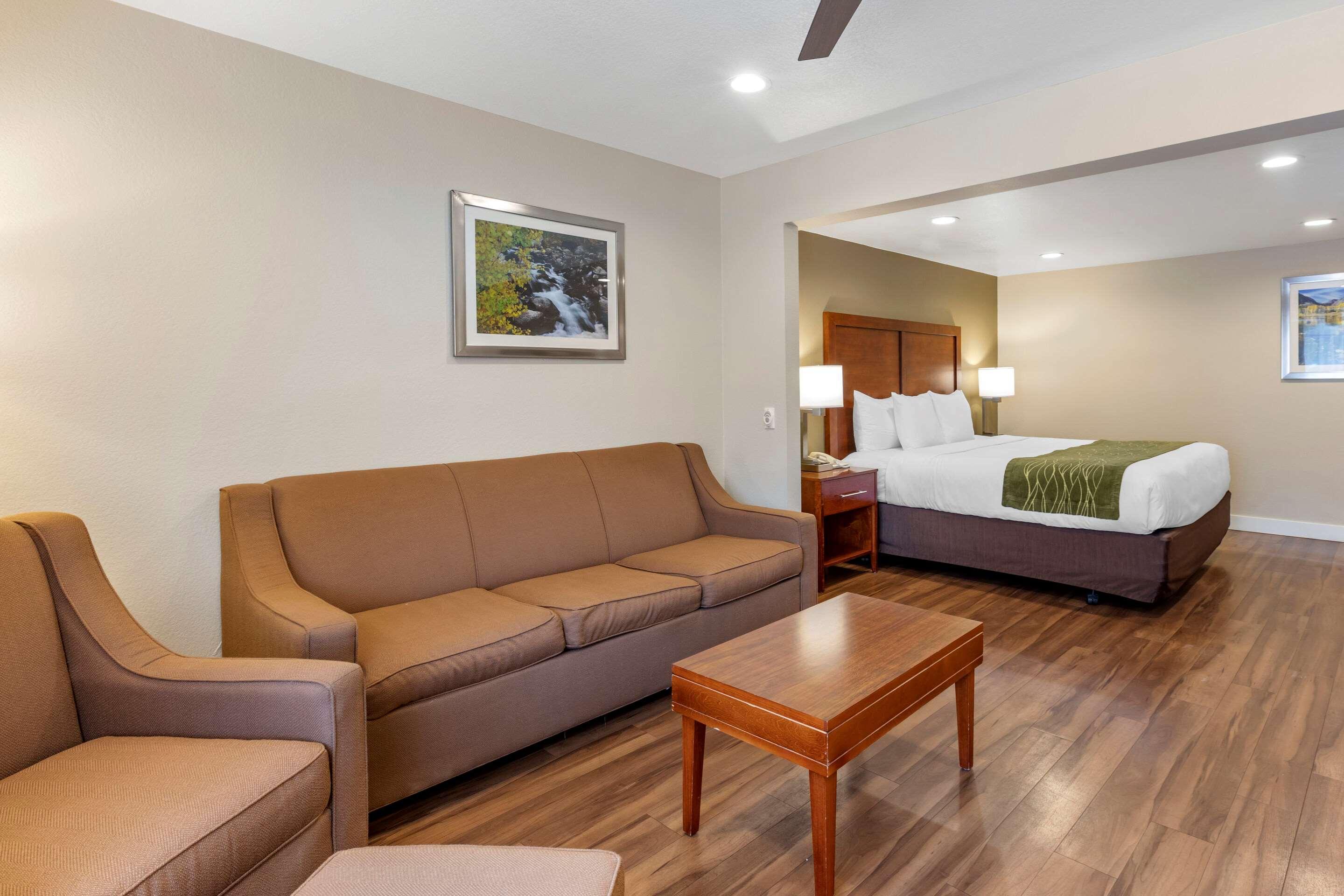 Comfort Inn Бішоп Екстер'єр фото