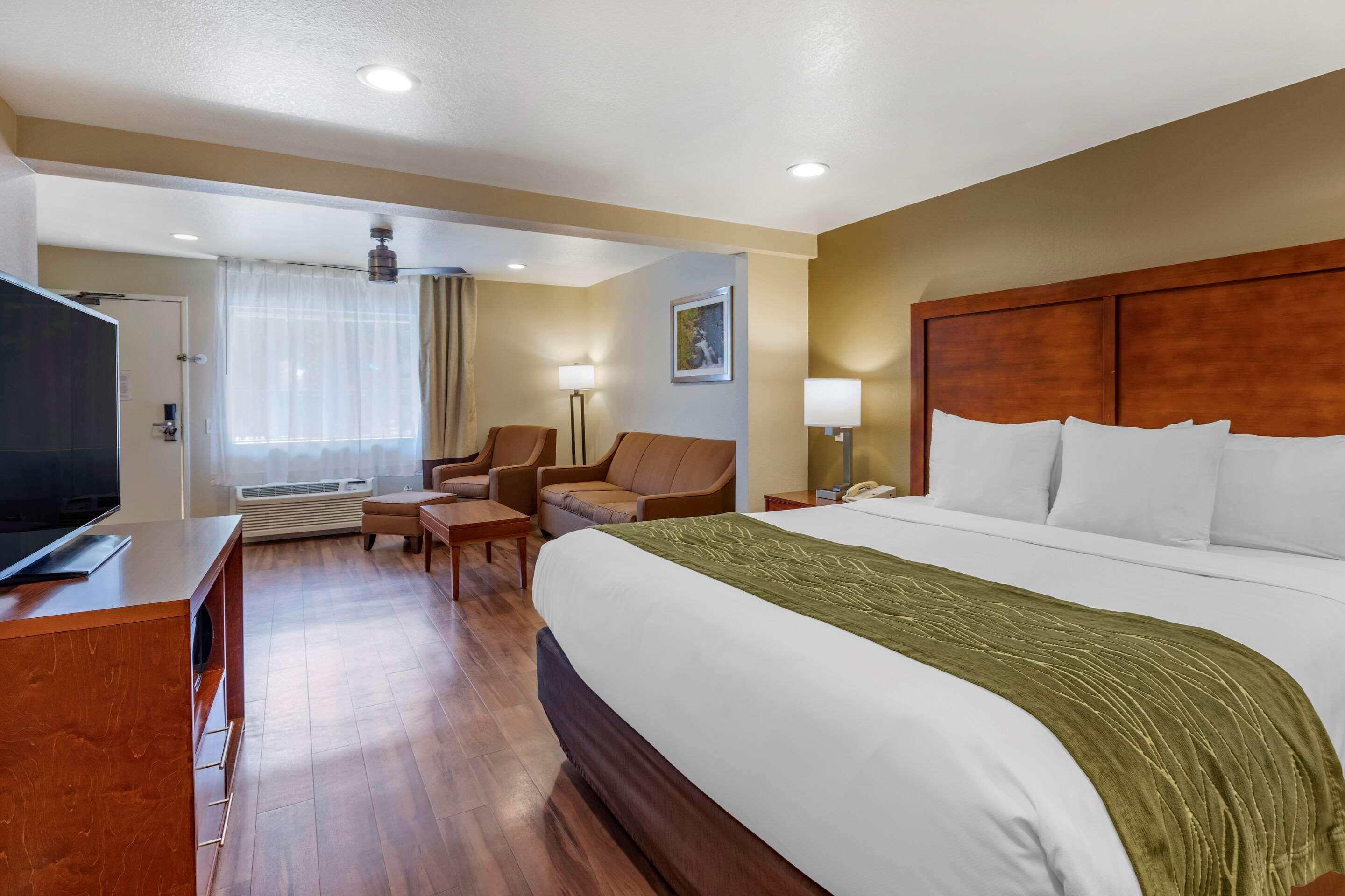 Comfort Inn Бішоп Екстер'єр фото