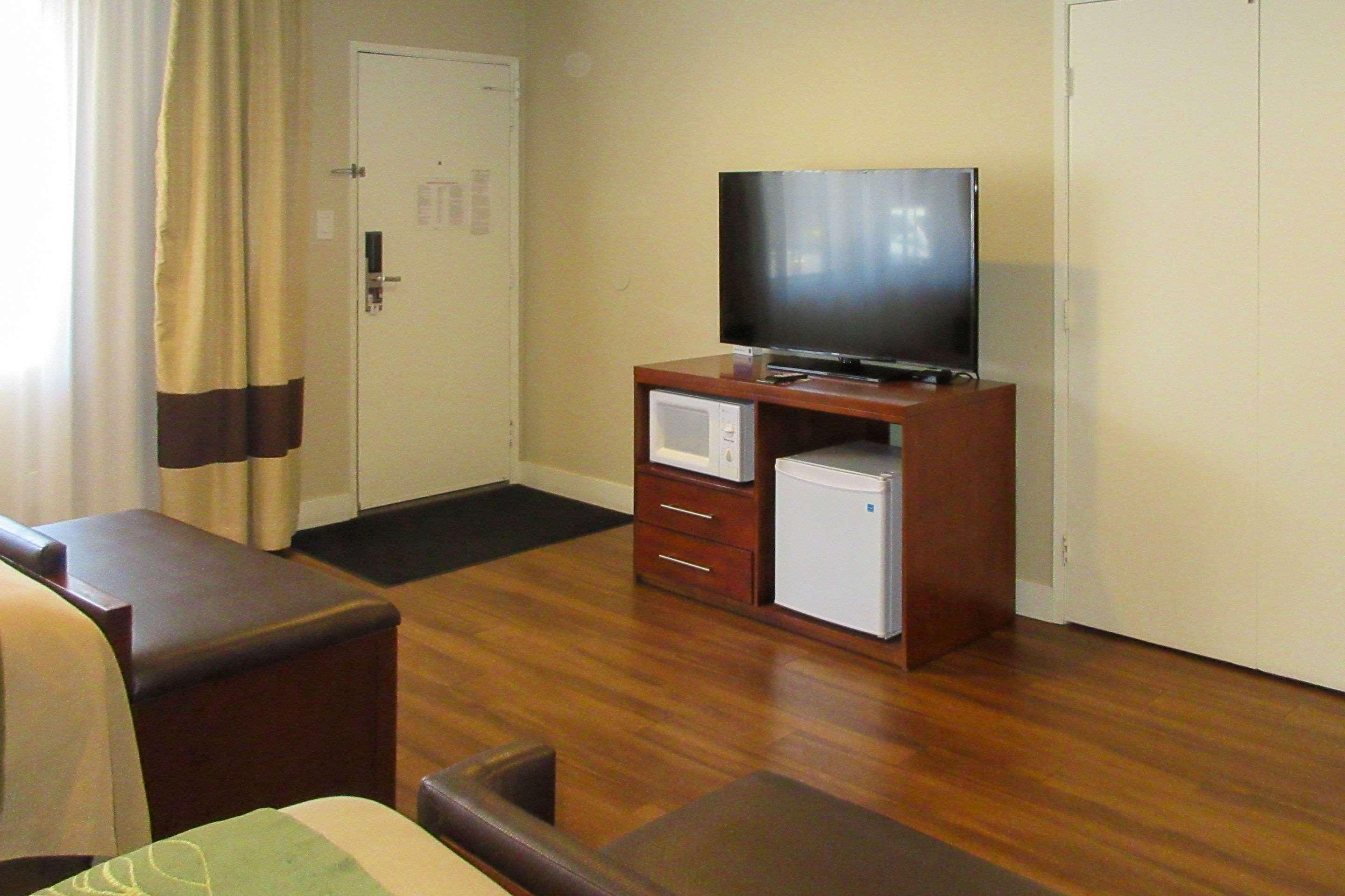 Comfort Inn Бішоп Екстер'єр фото